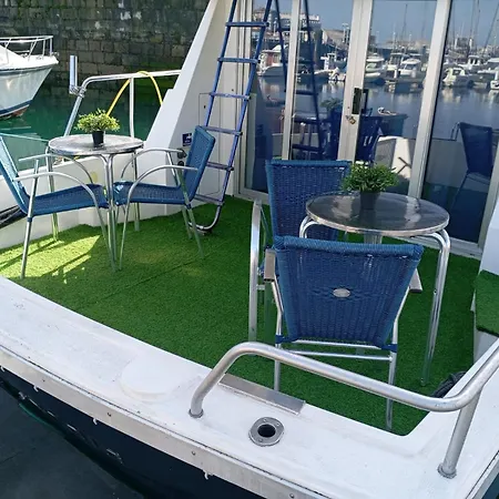 Botel Yate Gijon, Experiencia Unica N *